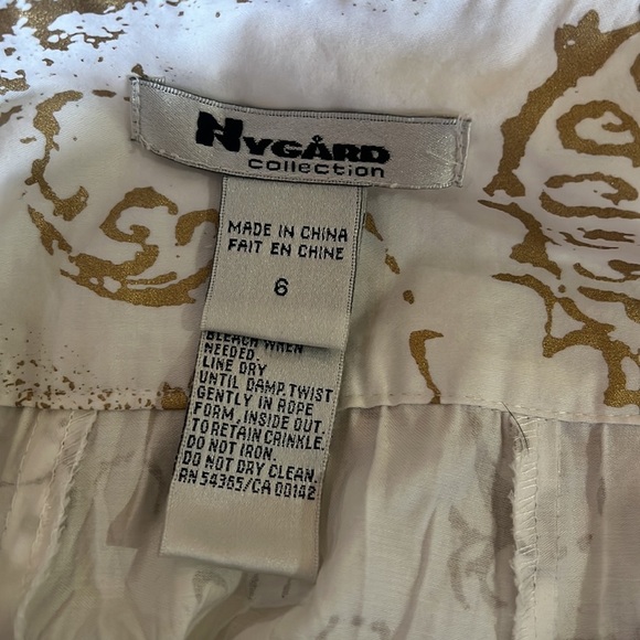 Nygard Collection Outfit - Picture 8 of 9